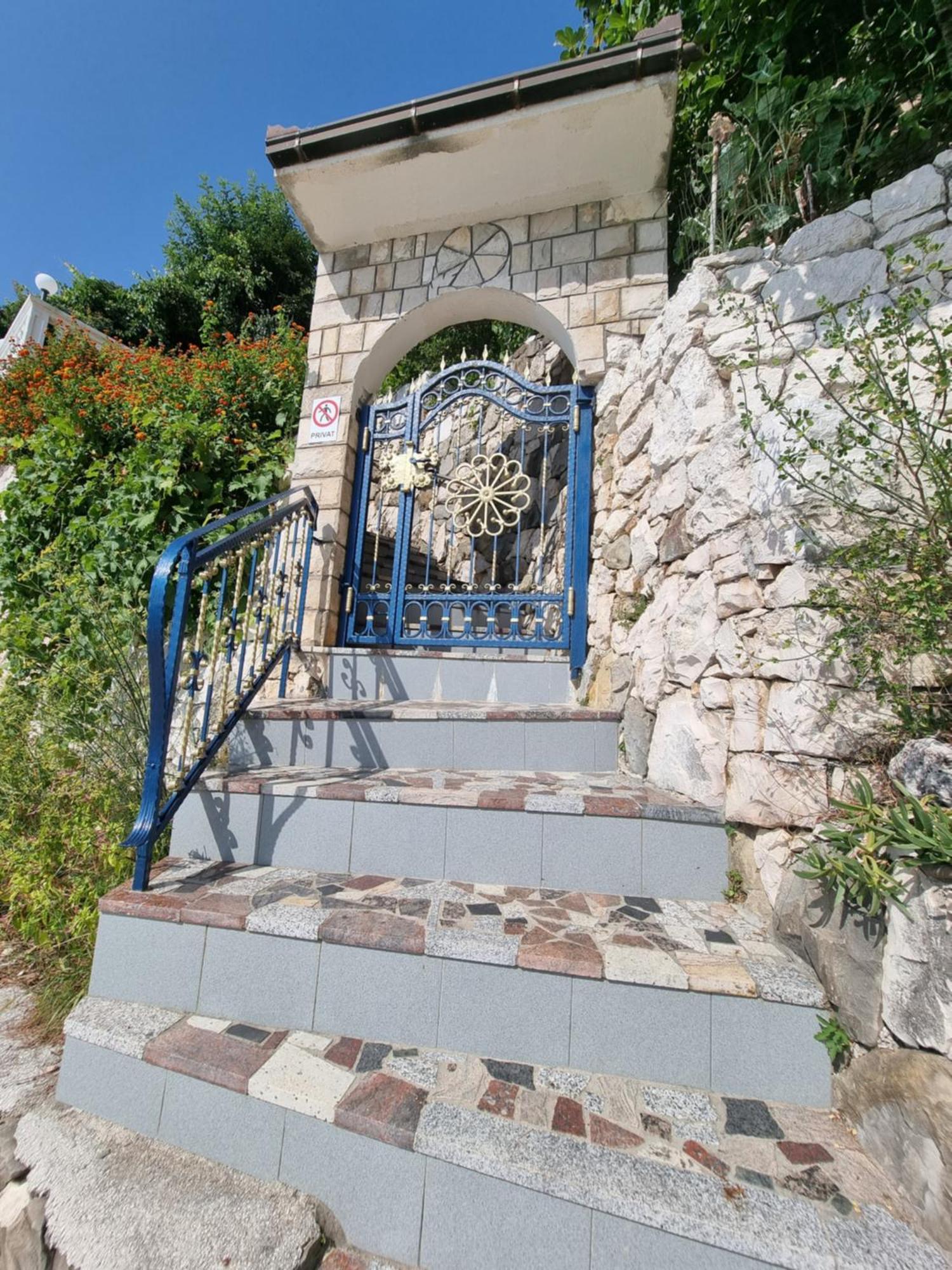 Apartmani Anda Živogošće المظهر الخارجي الصورة