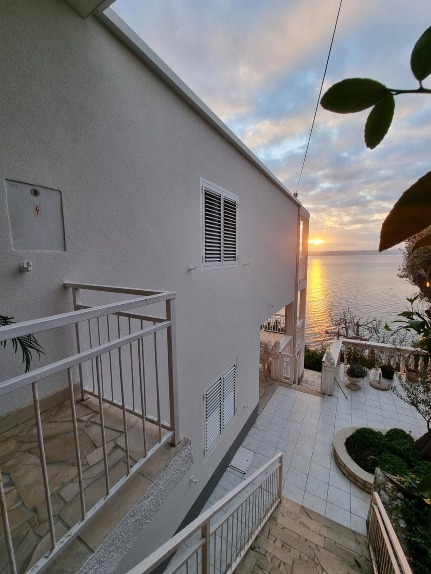 Apartmani Anda Živogošće المظهر الخارجي الصورة