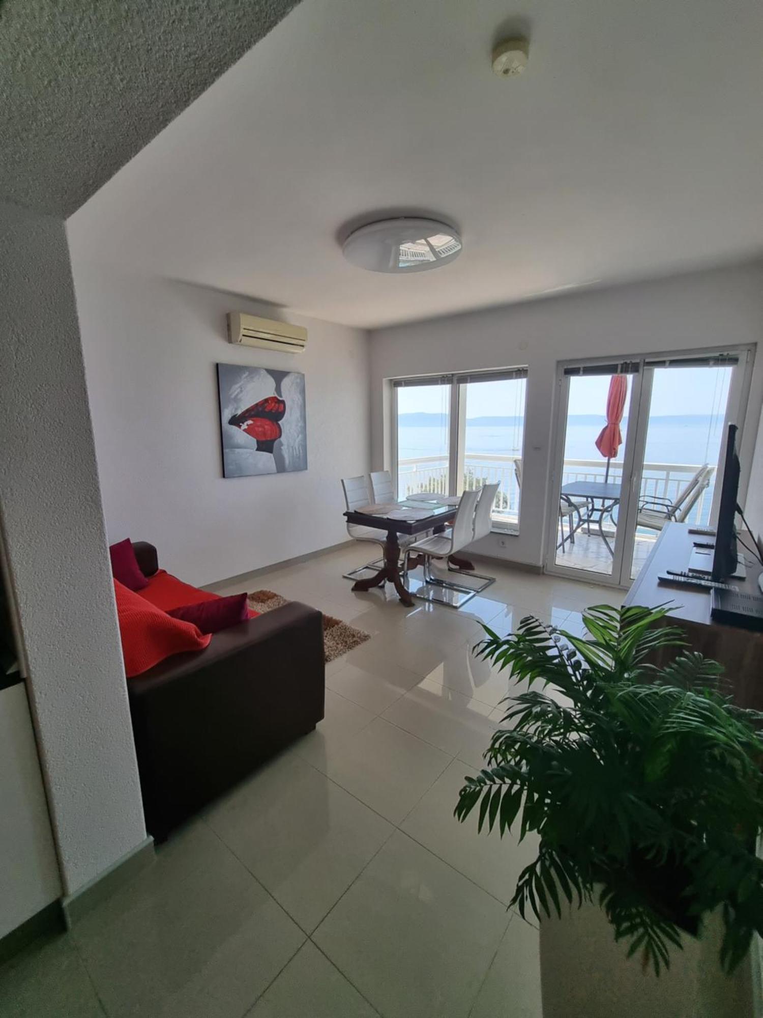 Apartmani Anda Živogošće الغرفة الصورة